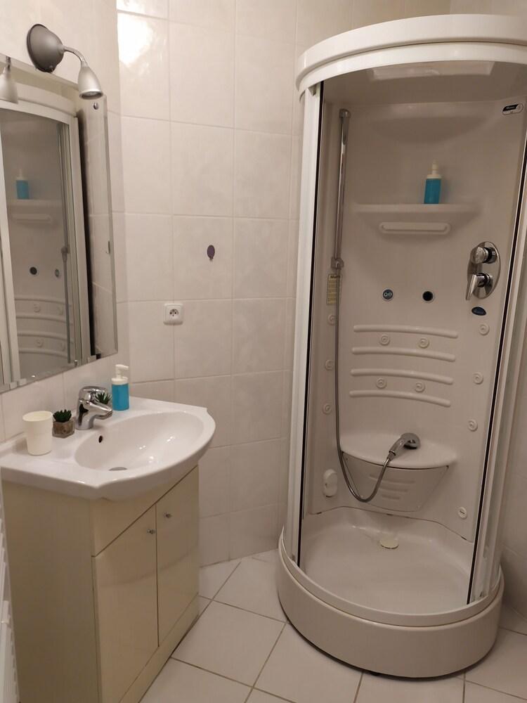 Kate & Jenny - Two-Level Apartment In The Old Town Bratislava Exteriör bild