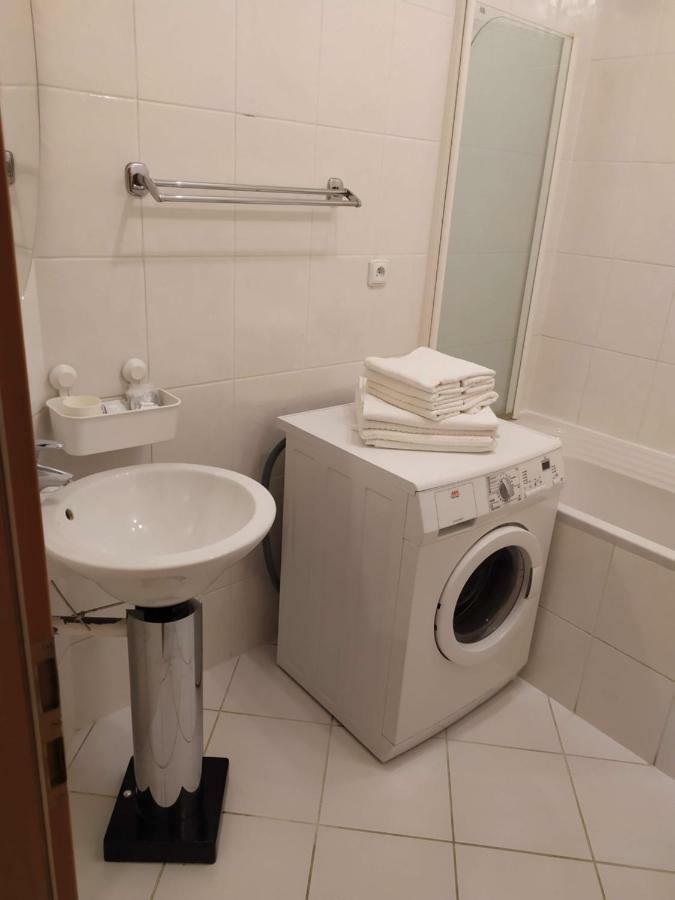 Kate & Jenny - Two-Level Apartment In The Old Town Bratislava Exteriör bild
