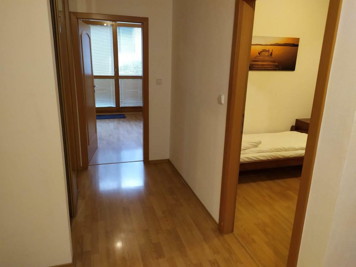 Kate & Jenny - Two-Level Apartment In The Old Town Bratislava Exteriör bild